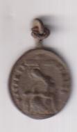 Nuestra Señora de la Piedad. Medalla (AE 18 mms.) R/ Jesús nazarenus. Siglo XVII-XVIII. RARA