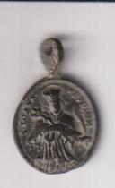 San Juan Nepomuceno. Medalla (AE 20 mms.) R/ San Pedro Apóstol. Siglo XVII-XVIII