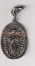 Alabado sea el Santísimo Sacramento. Medalla (AE 23 mms.) R/Inmaculada. Siglo XVIII