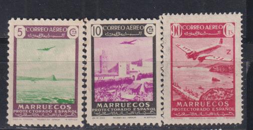 Marruecos 1942. 3 sellos nuevos con goma