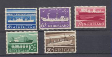 1957. Holanda. Barcos. Yvert 666-70 *