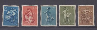 Holanda 1954. Pro Infancia Yvert 626-30 *