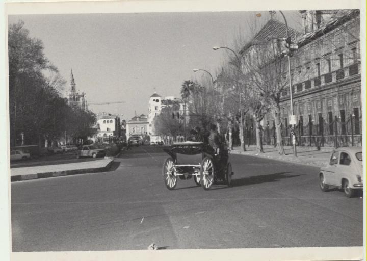 Fotógrafo Agudeló. Fotografía (9x12) Avenida de Roma. Años 60-70