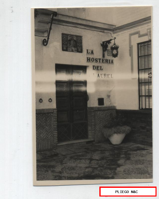 Fotógrafo Agudeló. La Hostería del Laure. Plaza de los Venerables. 12x9. Sevilla años 60-70