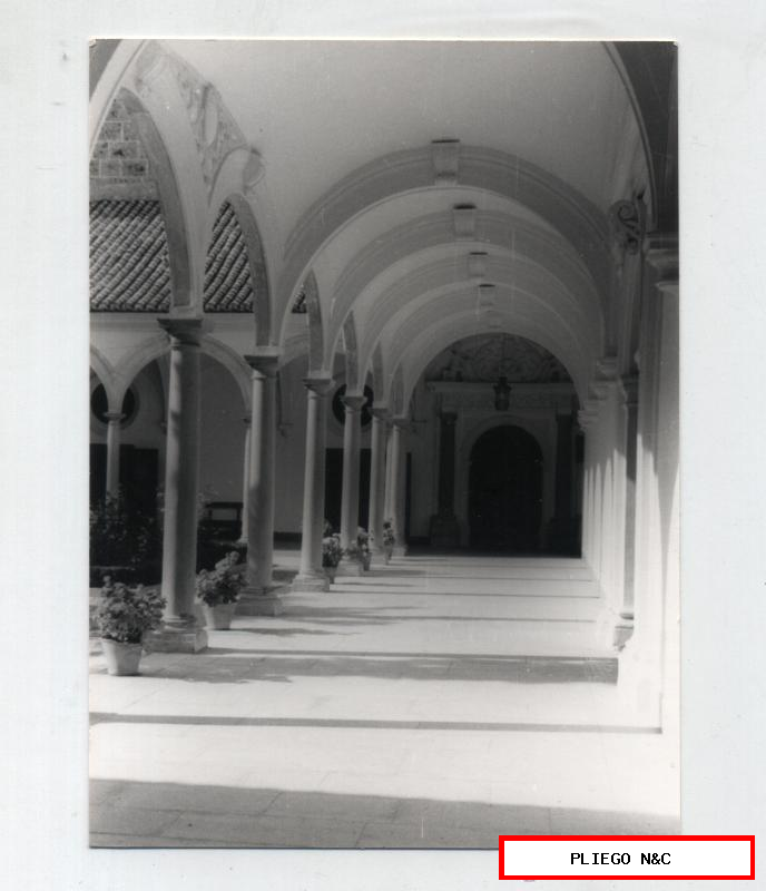Fotógrafo Agudeló. ¿Interior del Museo? 12x9. Sevilla años 70