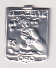 Emblema metálico de Auxilio Social. El Aceite es oro (3,5x2,5)