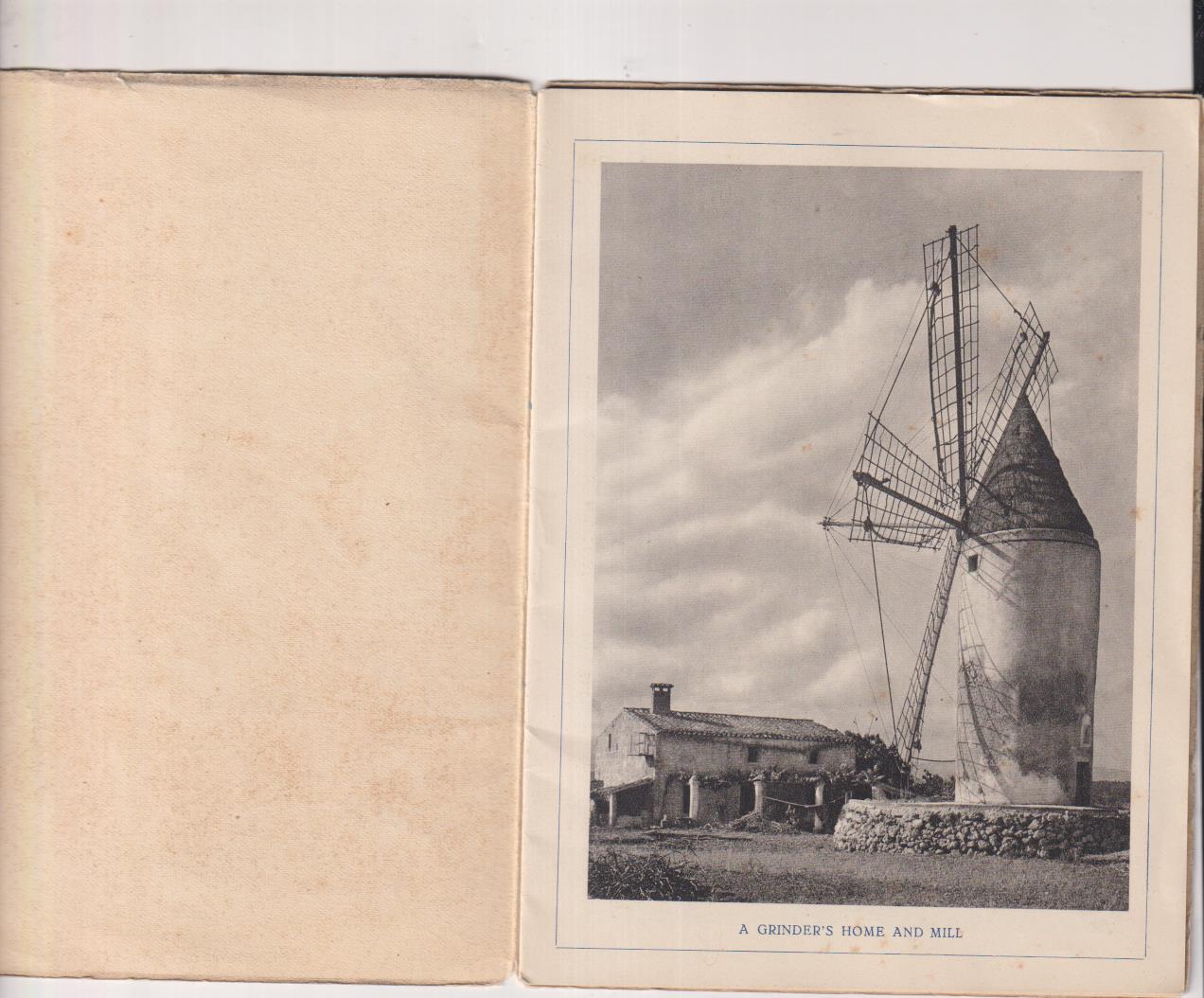 Majorca. Tipical Majorcan rustic House. Librito con 15 Vistas fotográficas (16x12 cms.) Huecograbado Mumbrú Barcelona