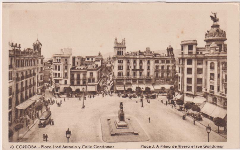 Córdoba. Plaza José Antonio y Calle Gondomar. L. Roisin Fot.
