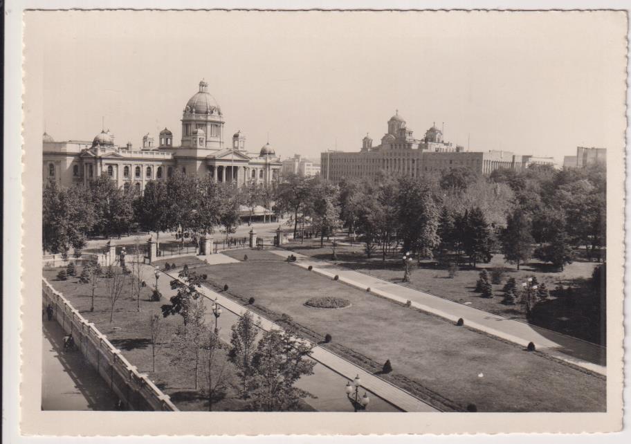 Foto-Postal. Belgrado.- Comunidad Nacional. Años 50