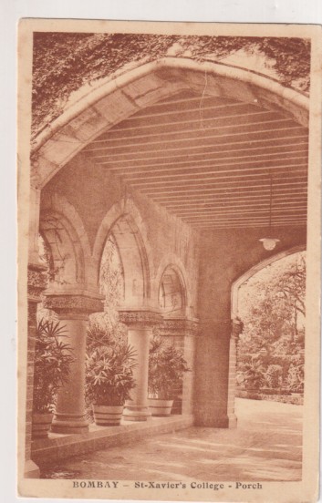 Bombay. Colegio San. Javier, Porche. sin usar