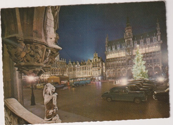 Bélgica. Bruselas. Gran Place, La maison du Roi, la nuit. Franqueado y fechado el 15 Nov. 1963. Destino: Barcelona