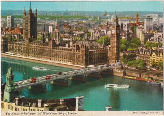 Londres. The House of Parliament and Westminster Bridge. 