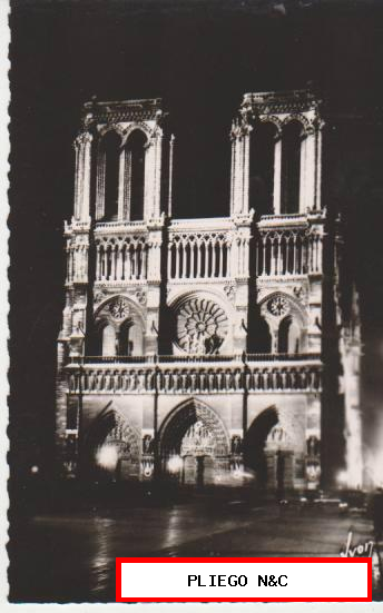 Paris-Notre-Dame Iluminée