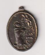 San Jacinto. En Exergo: Roma. Medalla (AE. 2,5 cms.) R/ Nuestra Señora del Rosario. Siglo XVII-XVIII