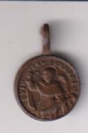 San Vicente Ferrer. Medalla (AE 17 mm.) R/S. Pío V. Siglo XVII-XVIII