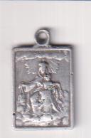 Virgen del Carmen. Medalla (AL 20 mm.) R/Corazón de Jesús. Siglo XIX
