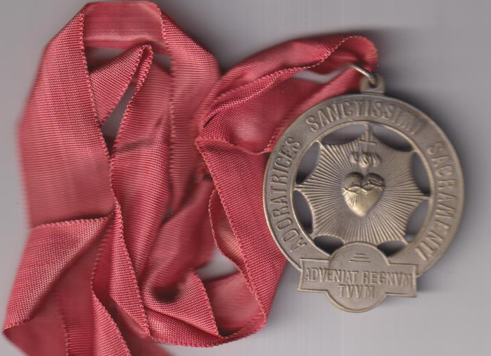 Adoratrices del Santísimo Sacramento. Medalla (AE 57 mm.) 