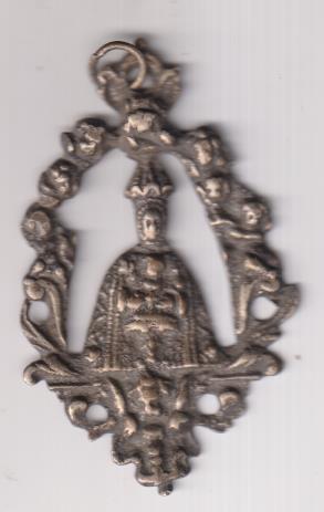Virgen (?) Medalla Troquelada, Plata 65 mm. Siglo XVIII-XIX
