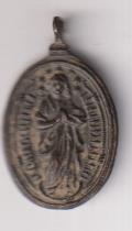 Santa Eucaristía en dos Ángeles. Exergo: ROMA. Medalla (AE 26 mms.) R/ Inmaculada Siglo XVIII